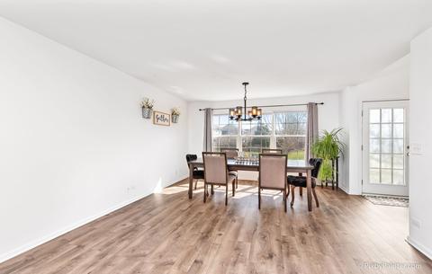 1307 Filly Ln, Bartlett, IL 60103 photo 14