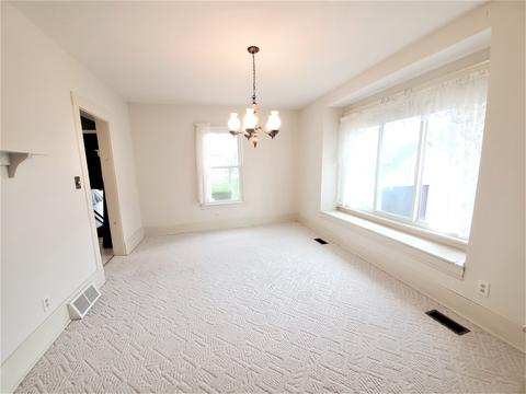 1110 Barker St, Bloomington, IL 61701 photo 9