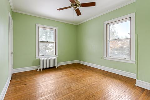 844 Douglas Ave, Elgin, IL 60120 photo 14