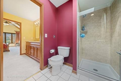 653 Chippewa Dr, Naperville, IL 60563 photo 24