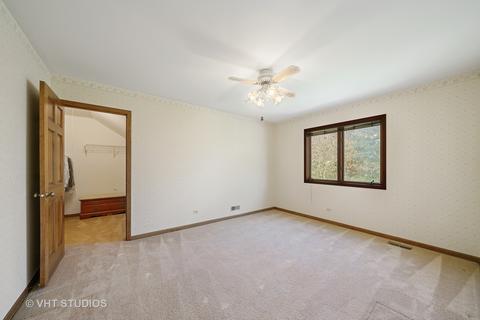 653 Chippewa Dr, Naperville, IL 60563 photo 28