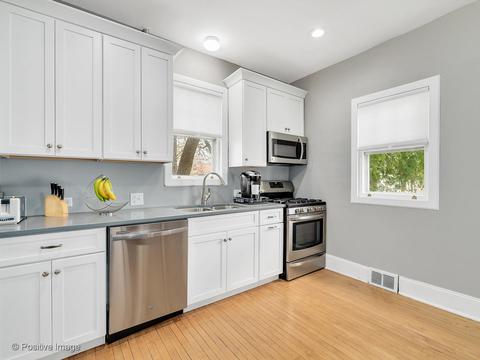 421 W Roosevelt Rd, Wheaton, IL 60187 photo 7