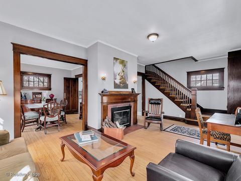 421 W Roosevelt Rd, Wheaton, IL 60187 photo 4
