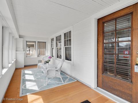 421 W Roosevelt Rd, Wheaton, IL 60187 photo 2