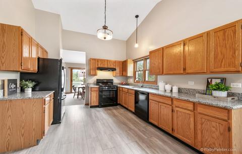 1610 Farmhill Dr, Algonquin, IL 60102 photo 10