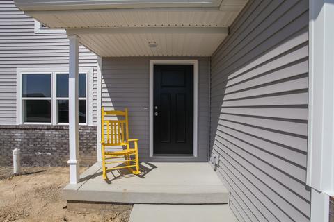 508 Raef Rd, Downs, IL 61736 photo 3