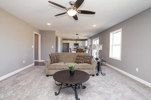 508 Raef Rd, Downs, IL 61736 photo 9