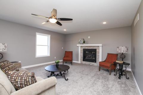 508 Raef Rd, Downs, IL 61736 photo 5