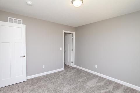 508 Raef Rd, Downs, IL 61736 photo 22