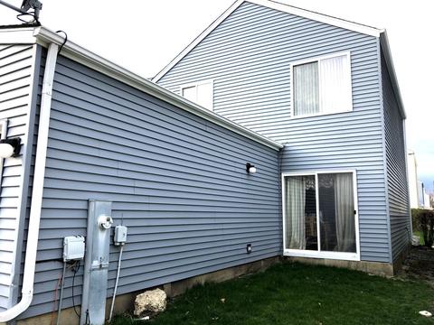 1013 Symphony Dr, Aurora, IL 60504 photo 4