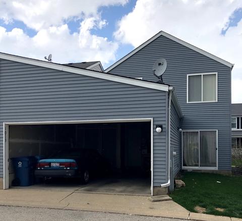 1013 Symphony Dr, Aurora, IL 60504 photo 2