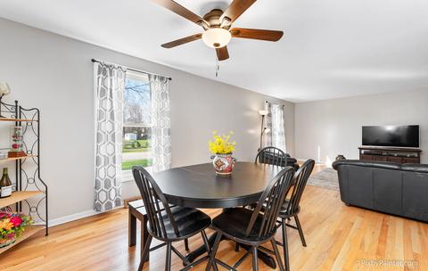 722 Maple Ln, Darien, IL 60561 photo 8