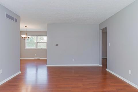 106 Hammitt Dr, Normal, IL 61761 photo 9