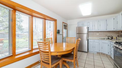 570 Morton St, Hoffman Estates, IL 60169 photo 7