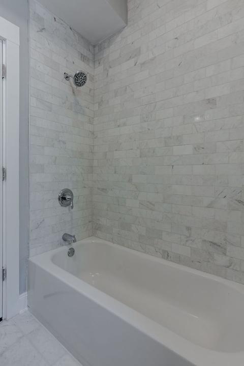 505 E 60th St, Chicago, IL 60637 photo 8