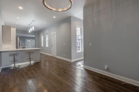505 E 60th St, Chicago, IL 60637 photo 3