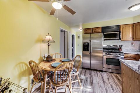 8231 44th St, Lyons, IL 60534 photo 5