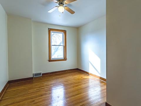 4625 Pulaski Ave, Lyons, IL 60534 photo 9