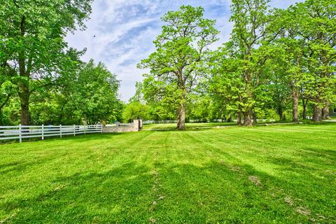33 W878 Army Trail Rd, Wayne, IL 60184 photo 3