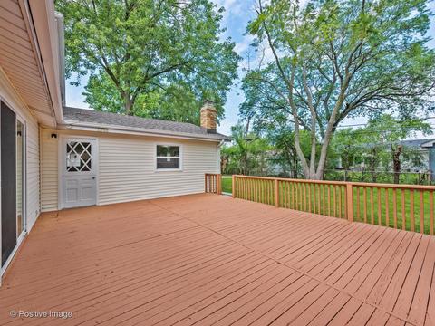540 Milton Ln, Hoffman Estates, IL 60169 photo 19