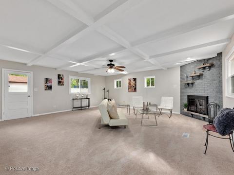 540 Milton Ln, Hoffman Estates, IL 60169 photo 7