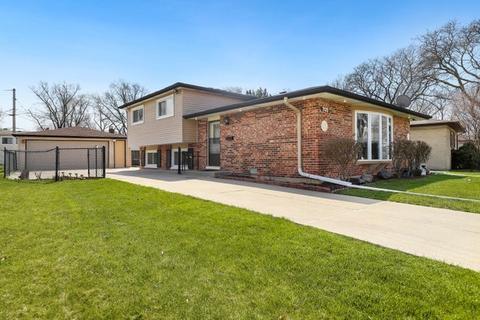 705 Devonshire Dr, Des Plaines, IL 60018 photo 1