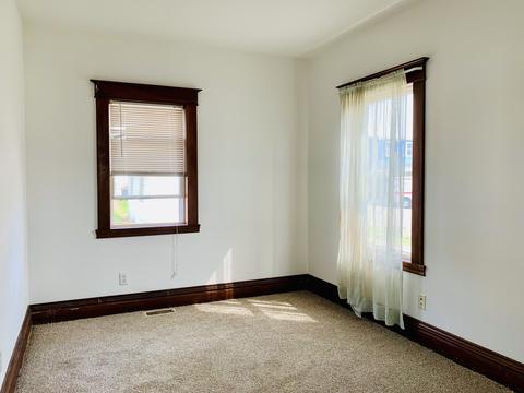 345 S Alma Ave, Kankakee, IL 60901 photo 3