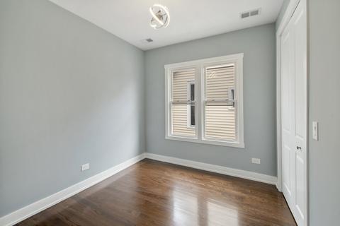 708 E 44th St, Chicago, IL 60653 photo 13