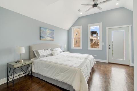 708 E 44th St, Chicago, IL 60653 photo 9