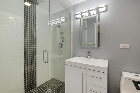 708 E 44th St, Chicago, IL 60653 photo 16