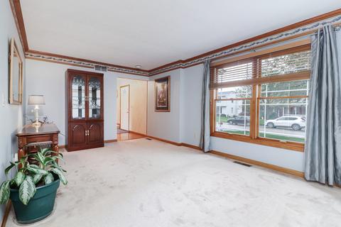 407 Beacon Cir, Bloomington, IL 61704 photo 7
