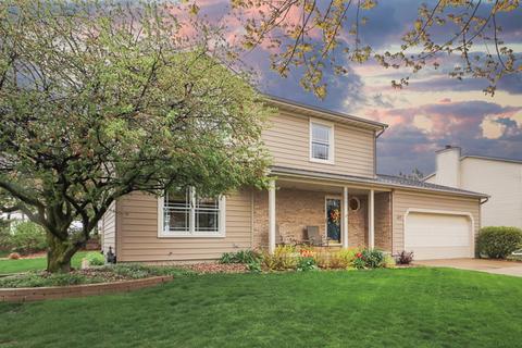 407 Beacon Cir, Bloomington, IL 61704 photo 2