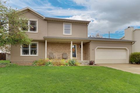 407 Beacon Cir, Bloomington, IL 61704 photo 1
