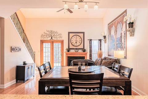 1035 Bentley Ln, Bartlett, IL 60103 photo 6