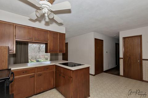 4704 Lindwall Rd, Harvard, IL 60033 photo 11