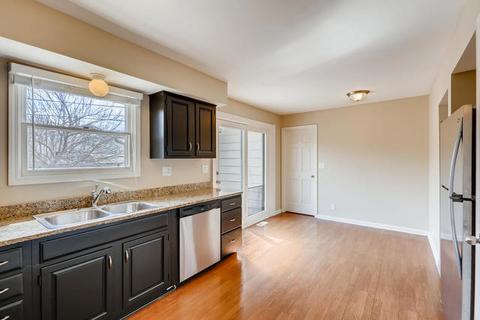 3019 Miller Dr, Mchenry, IL 60050 photo 5