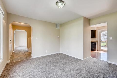 3019 Miller Dr, Mchenry, IL 60050 photo 6
