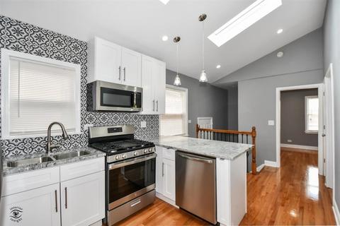 1721 E 93rd St, Chicago, IL 60617 photo 8