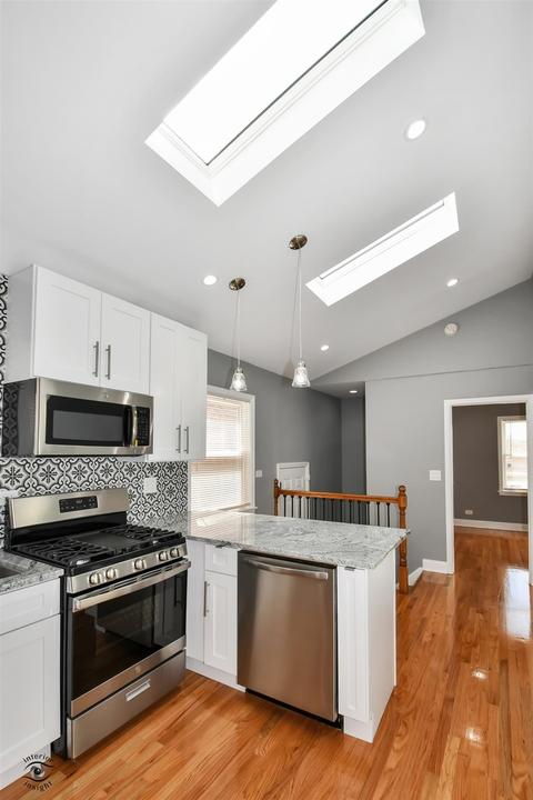 1721 E 93rd St, Chicago, IL 60617 photo 10
