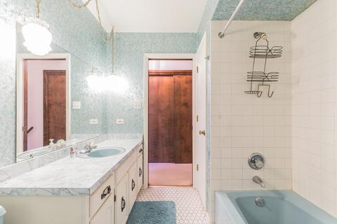 17939 Maple St, Lansing, IL 60438 photo 17