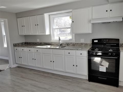 431 Addison St, Elgin, IL 60120 photo 6