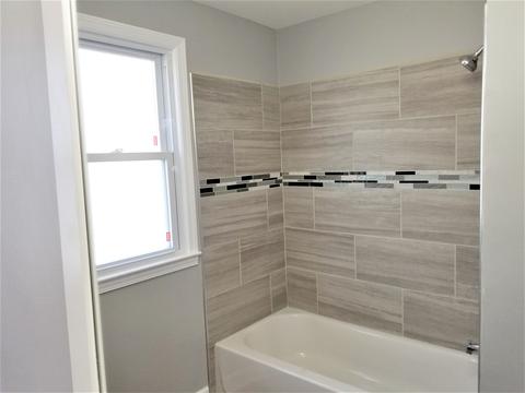 431 Addison St, Elgin, IL 60120 photo 14