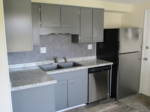 708 University St, Harvard, IL 60033 photo 7