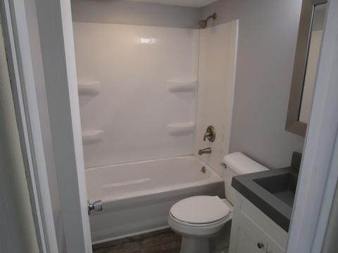 708 University St, Harvard, IL 60033 photo 11