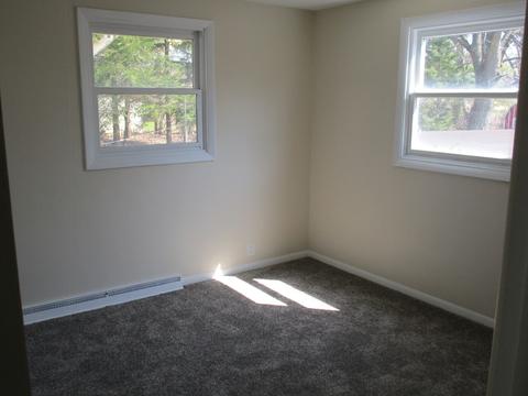 708 University St, Harvard, IL 60033 photo 10
