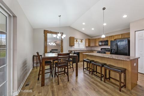 1114 Monroe Ave, Mchenry, IL 60050 photo 6
