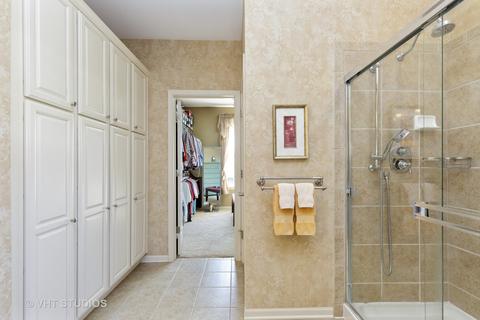 702 Breezy, Elgin, IL 60124 photo 29
