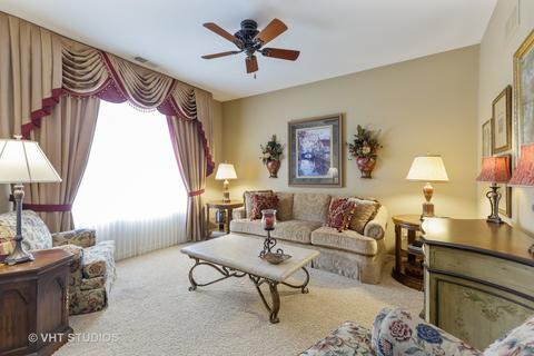 702 Breezy, Elgin, IL 60124 photo 5