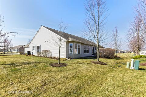 702 Breezy, Elgin, IL 60124 photo 39