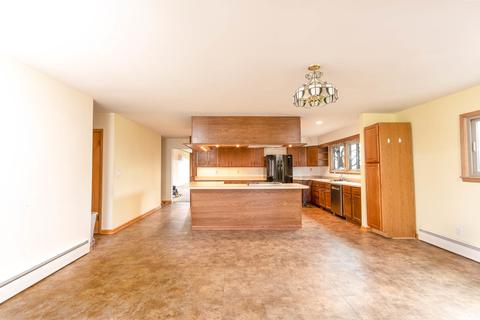 3715 Lindwall Rd, Harvard, IL 60033 photo 9